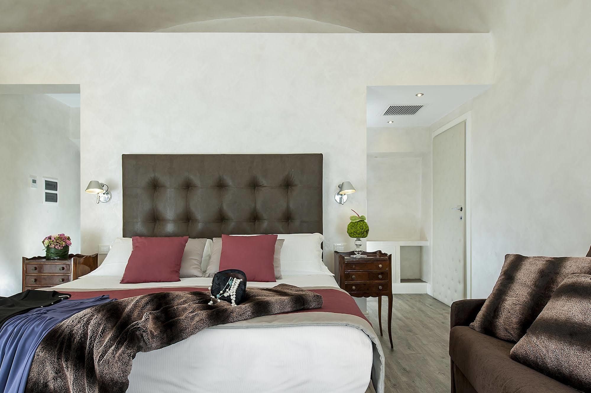 เรซิเดนซา ซานาร์เดลลี Bed & Breakfast โรม ภายนอก รูปภาพ
